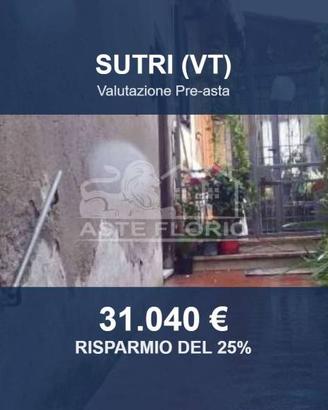 Immobile in asta di 104 m² con box auto a Sutri