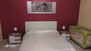 Camera da letto completa pari al nuovo 