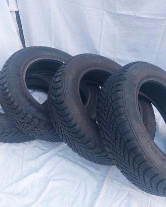 Gomme Invernali Pirelli  165/65 R14 -PARI AL NUOVO