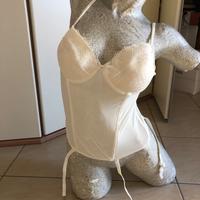 Bustino con reggicalze