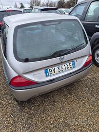 Lancia Y 1.2i 16V cat LX