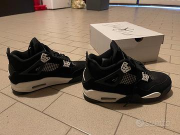 Air Jordan 4 Retro nr. 42,5