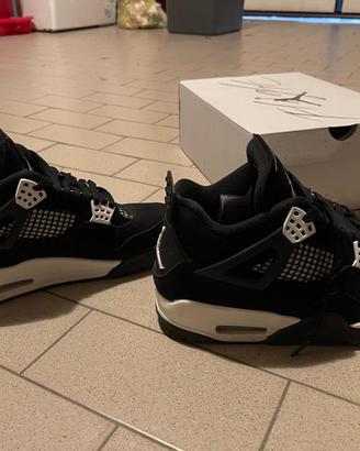 Air Jordan 4 Retro nr. 42,5