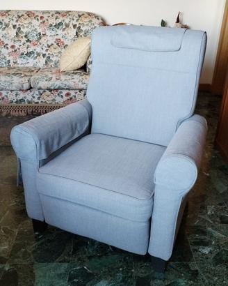 poltrona reclinabile IKEA