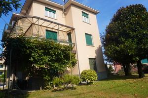 Trilocale con giardino e parcheggio privato