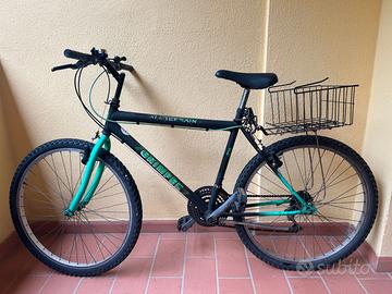 Bicicletta mountain bike da uomo mtb nera
