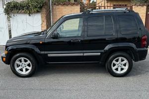 Jeep Cherokee 2.8 CRD Limited Automatica 178000 Km
