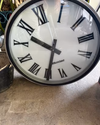 Orologio Bodet, no Solari Udine