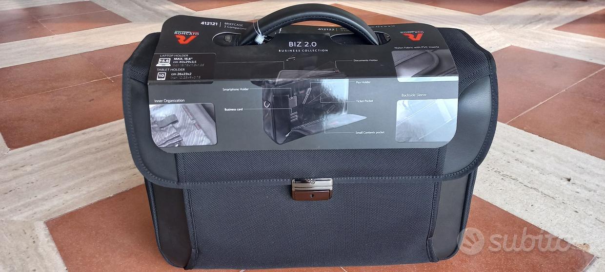 Valigia 48 ore Vendita in Abbigliamento e accessori - Main Image