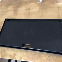 Piano a scomparsa sotto scrivania