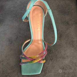 sandali marca Isabelle Paris color azzurro tiffany