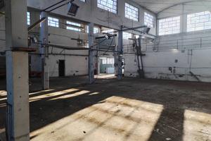 Immobile di 1000 m² con 3 locali a Lugo