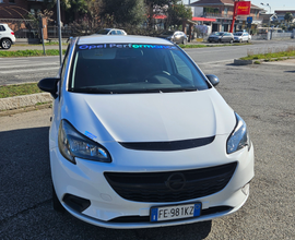 Opel corsa E elaborata neopatentati