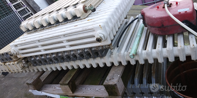 Caloriferi termosifoni a muro vari in ghisa