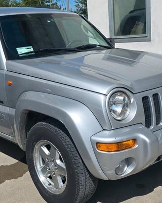 Jeep Cherokee 2.8 CRD Sport