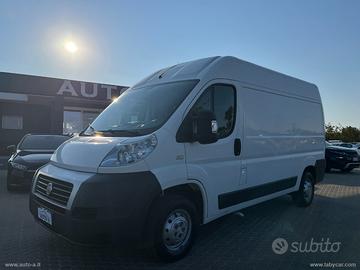 FIAT Ducato 33 2.2 MJT PM-TN Furgone 3 POSTI