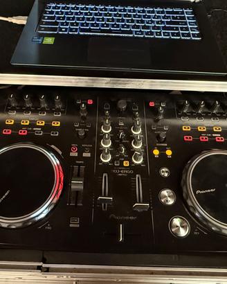 PIONEER DDJ ERGO LE + CASSE BEHRINGER DR115DSP