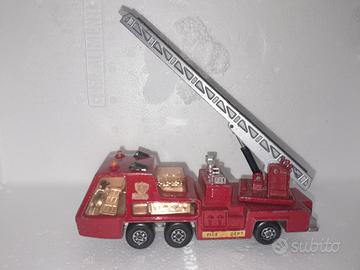 Matchbox SuperKing Fire Tender