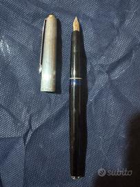 Penna Pelikan 21 con pennino 14K