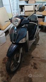 scooter liberti 125