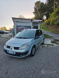 Renault Scenic Grand Scénic 1.5 dCi/100CV Confort 