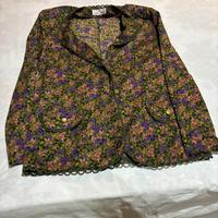 Giacca Vintage Floreale con Bordi a Crochet e Bott