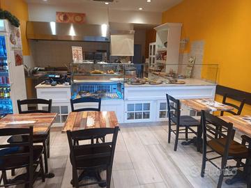 Attività / Licenza di 60 m² con 2 locali a Sesto F