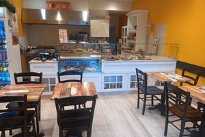 Attività / Licenza di 60 m² con 2 locali a Sesto F