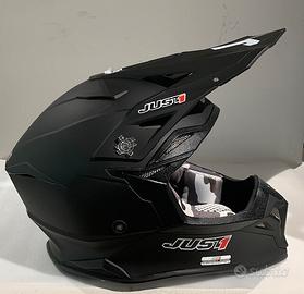 Casco JUST1 J39 SOLID BLACK MATT