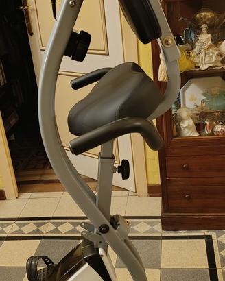 Cyclette pieghevole (s-bike) con schienale