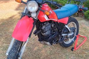 Yamaha XT 550 - 1984