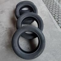 4 pneumatici invernali 185 60 R15 hankook