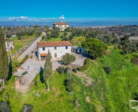 Casa indipendente con splendida vista sulla campag