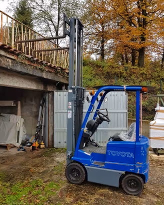 Carrello elevatore elettrico