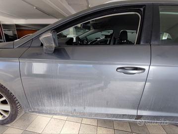 PORTA ANTERIORE SINISTRA PER LEON 5F8 ST 2018