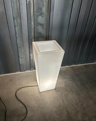 Vaso luminoso KIAM gloss quadro con doppia parete