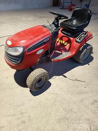 Trattorino rasaerba Jonsered