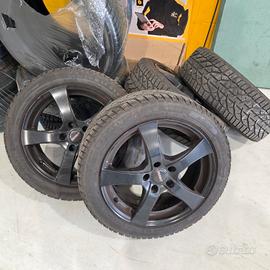 4 cerchi con 4 gomme termiche 