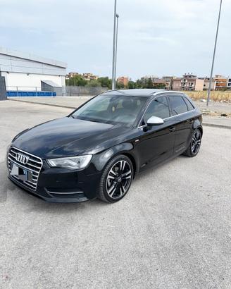 AUDI A3 2.0 TDI 150 CV S-LINE TETTO PANORAMICO