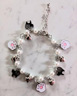 Bracciale con gatti, zampine, cuoricini, perle
