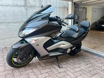 Tmax 500 2011