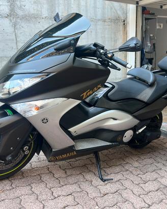 Tmax 500 2011