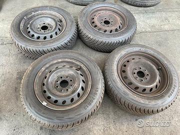 Cerchi più gomme fiat 600