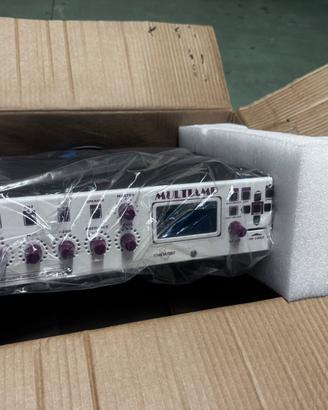 Testata per chitarra “Mark Bass Multiamp”.