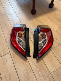 Honda civic x fari posteriori