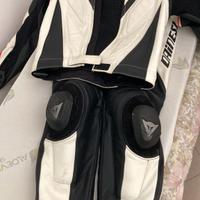 tuta moto dainese spezzata