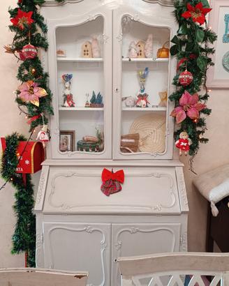vetrina shabby chic 