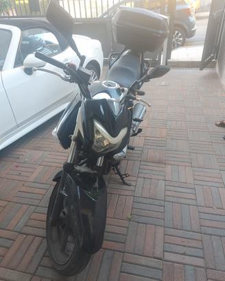 suzuki inazuma 250