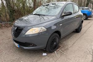 Lancia Ypsilon 0.9 TwinAir 85 CV 5 porte Metano Ec