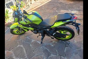 Benelli BN 125 Patente A1